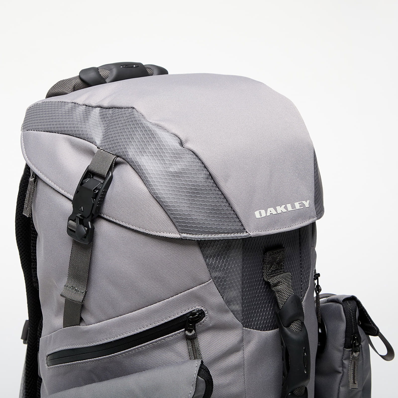 Latitude Flex Pack Granite Grey 30 l