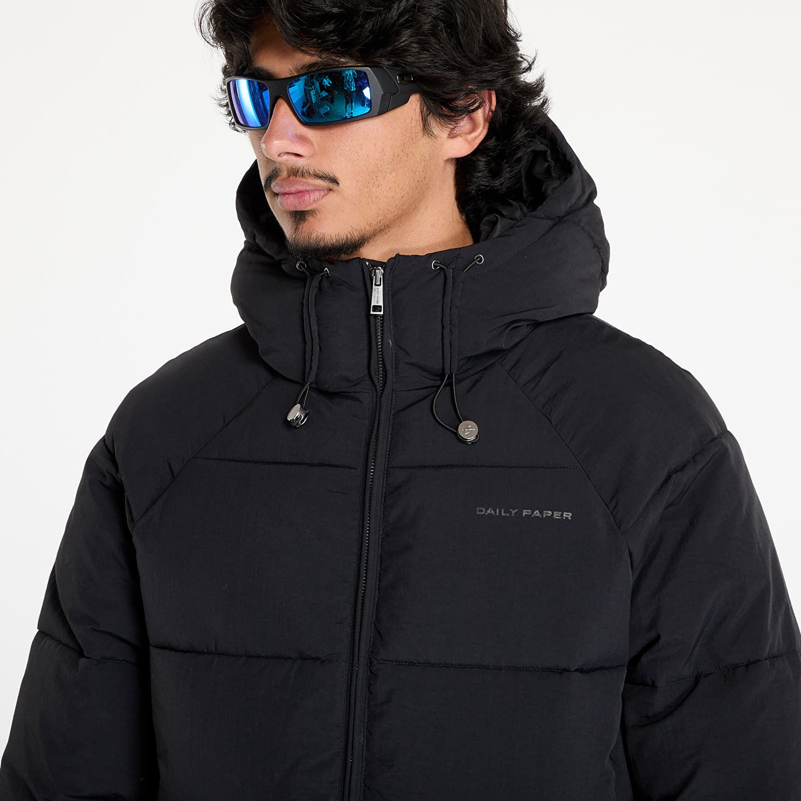 Relaxed Puffer Black