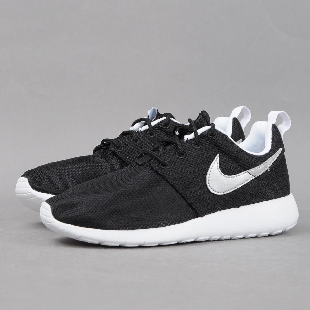 Tenisky a topánky Nike Roshe One GS Čierna | 599728-021, 0