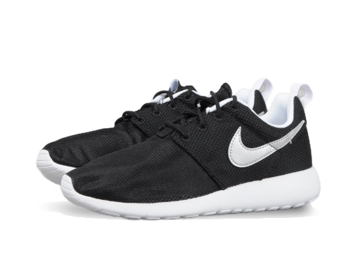 Tenisky a topánky Nike Roshe One GS Čierna | 599728-021