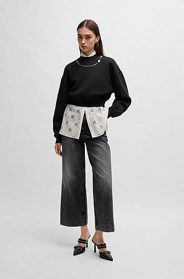 Sveter BOSS Cropped Sweatshirt with Detachable Chain Čierna | 50530446, 1
