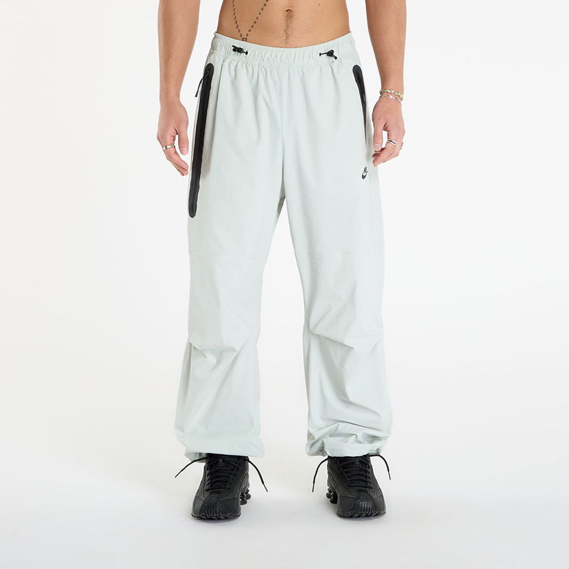 Nohavice Nike Tech Woven Oversized Pants Zelené | HM7158-034