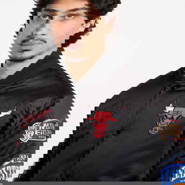 Bomber bunda Mitchell & Ness Blackout Heavyweight Satin Jacket Chicago Bulls NBA Čierna | JK15027-CBUBLCK, 2