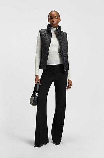 Vesta BOSS Triangle Quilted Padded Gilet Čierna | 50544136, 1