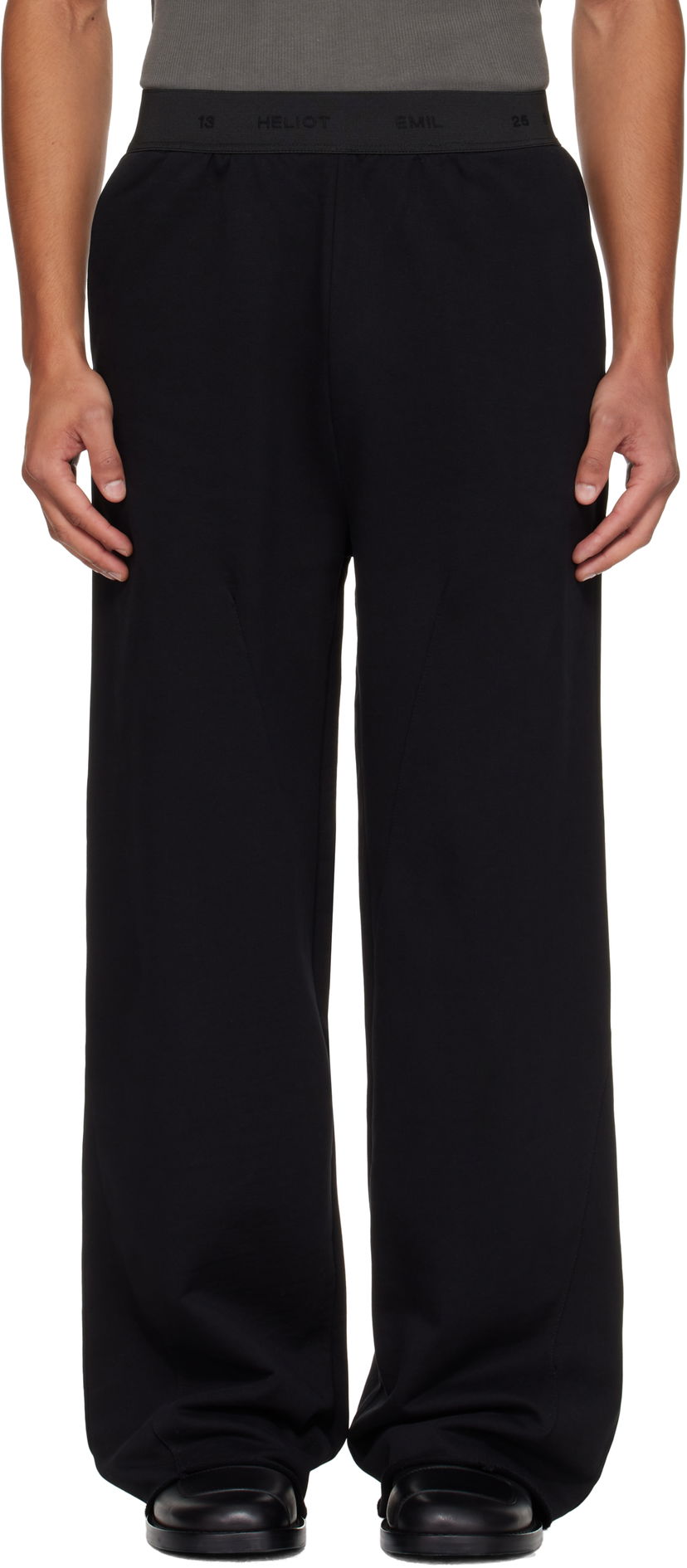 Tepláky HELIOT EMIL HELIOT EMIL Plannar Sweatpants Čierna | AW25_M_10_215_BLK01