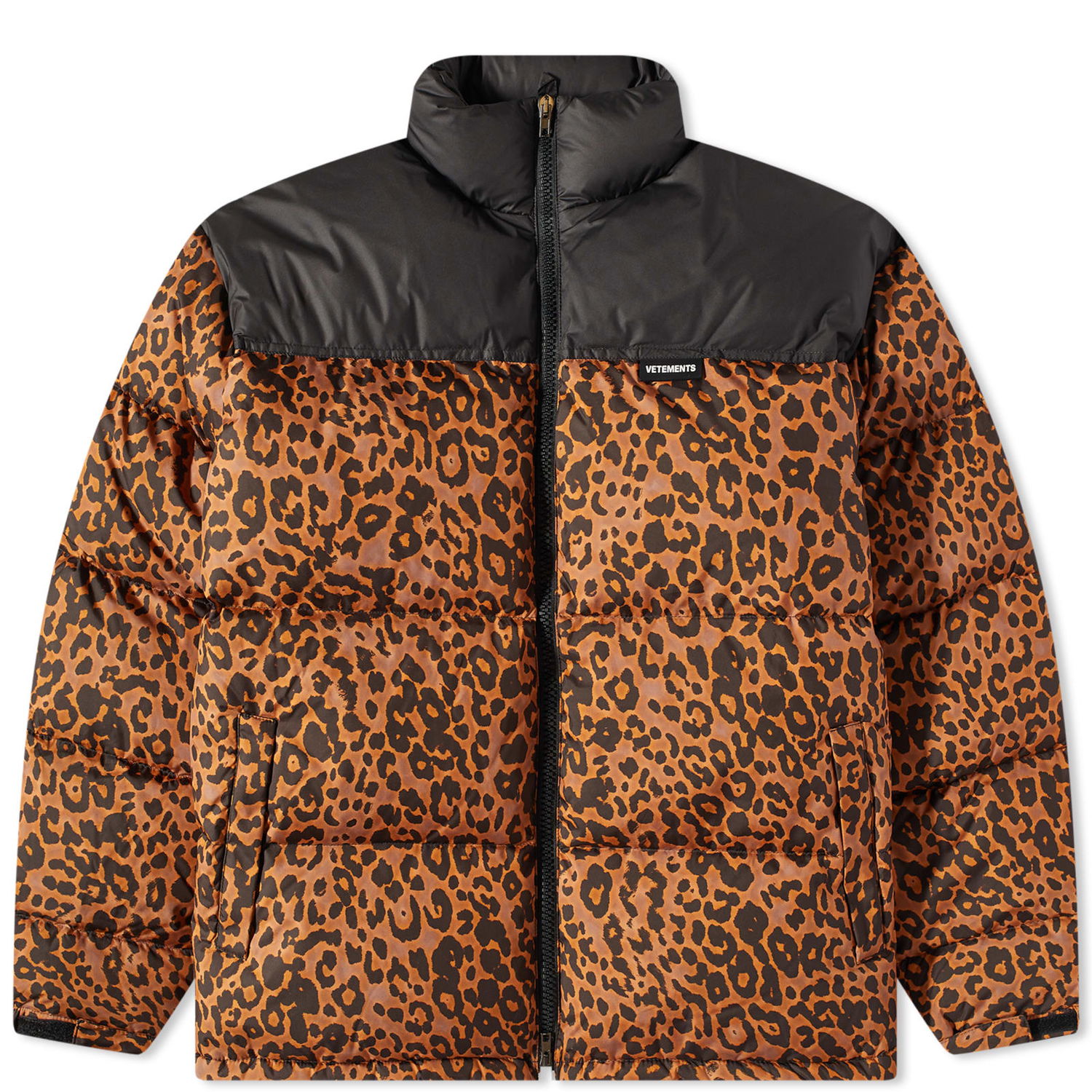 Prešívaná bunda VETEMENTS Logo Puffer Jacket Leopard/Black Oranžová | UE54JA120L, 0