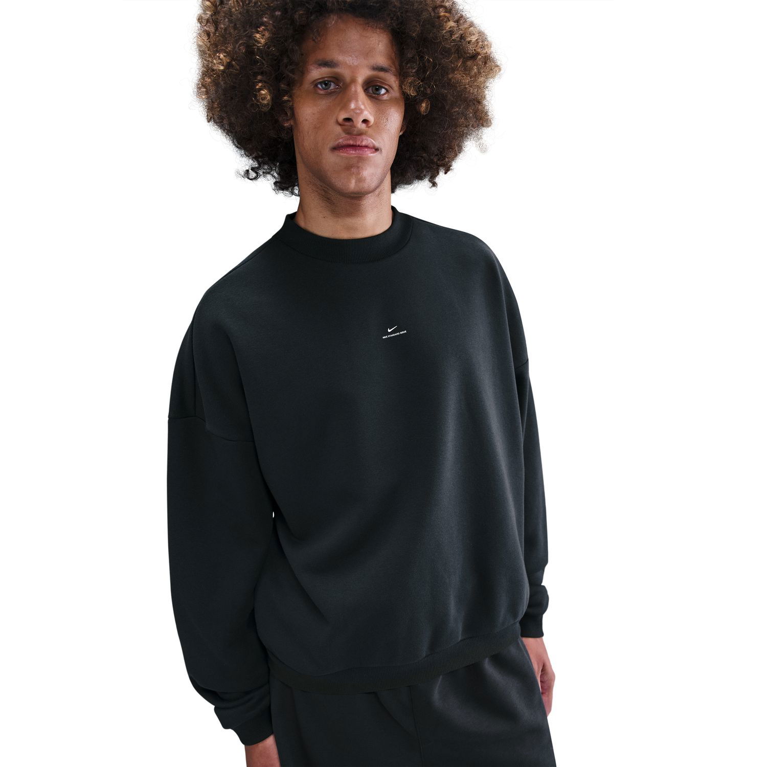 Mikina Nike Standard Issue Therma-FIT Basketball Crewneck Čierna | IM5901-010, 1