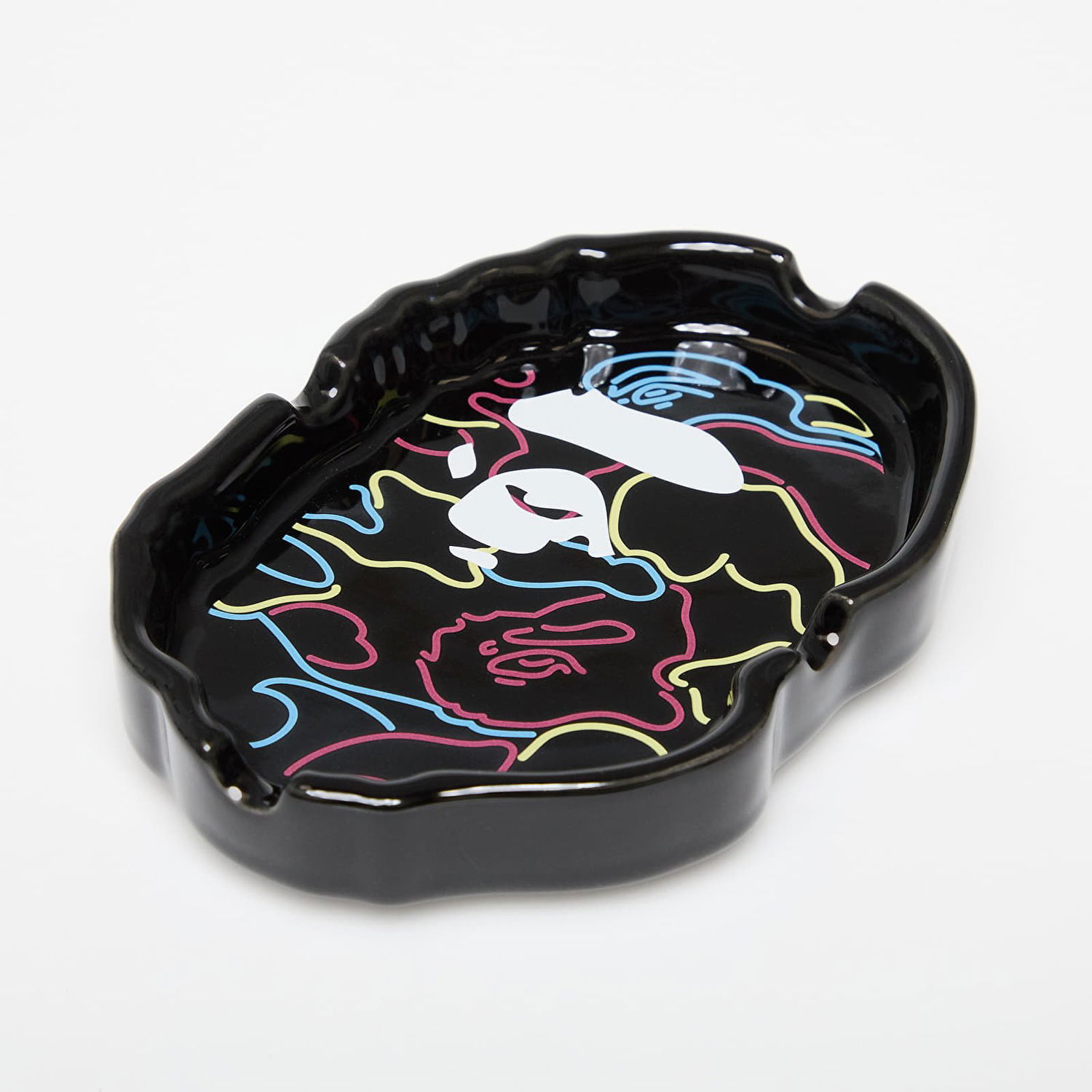 Home decor BAPE Bathing Ape Neon Camo Ape Head Ashtray Čierna | 001GDL301017MBLK, 1