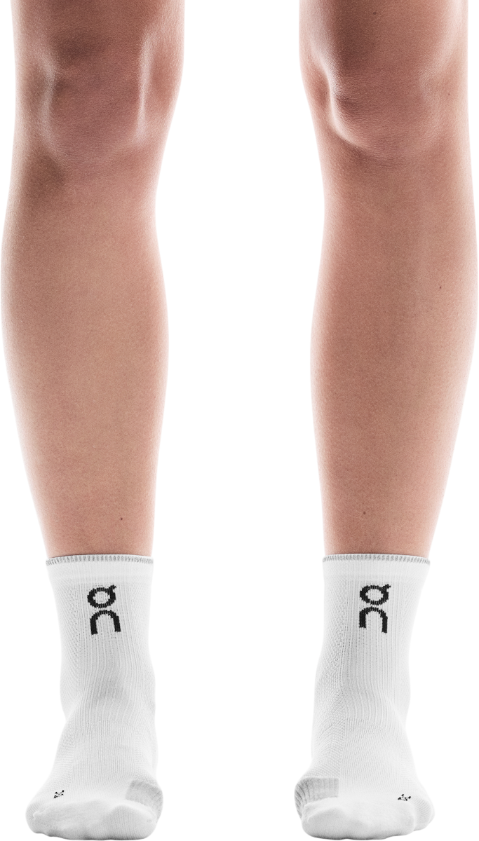 On Running Performance Mid Run Socks