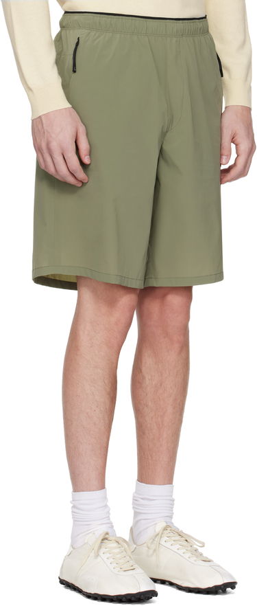 Šortky Moncler Moncler Logo Patch Shorts Čierna | K10912B0000759865, 4