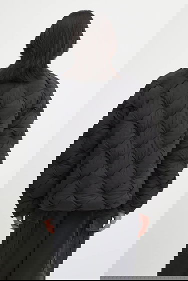 Prešívaná bunda Represent Clo Diamond Quilted Pillow Puffer Bomber Jacket Čierna | MLM100124, 2