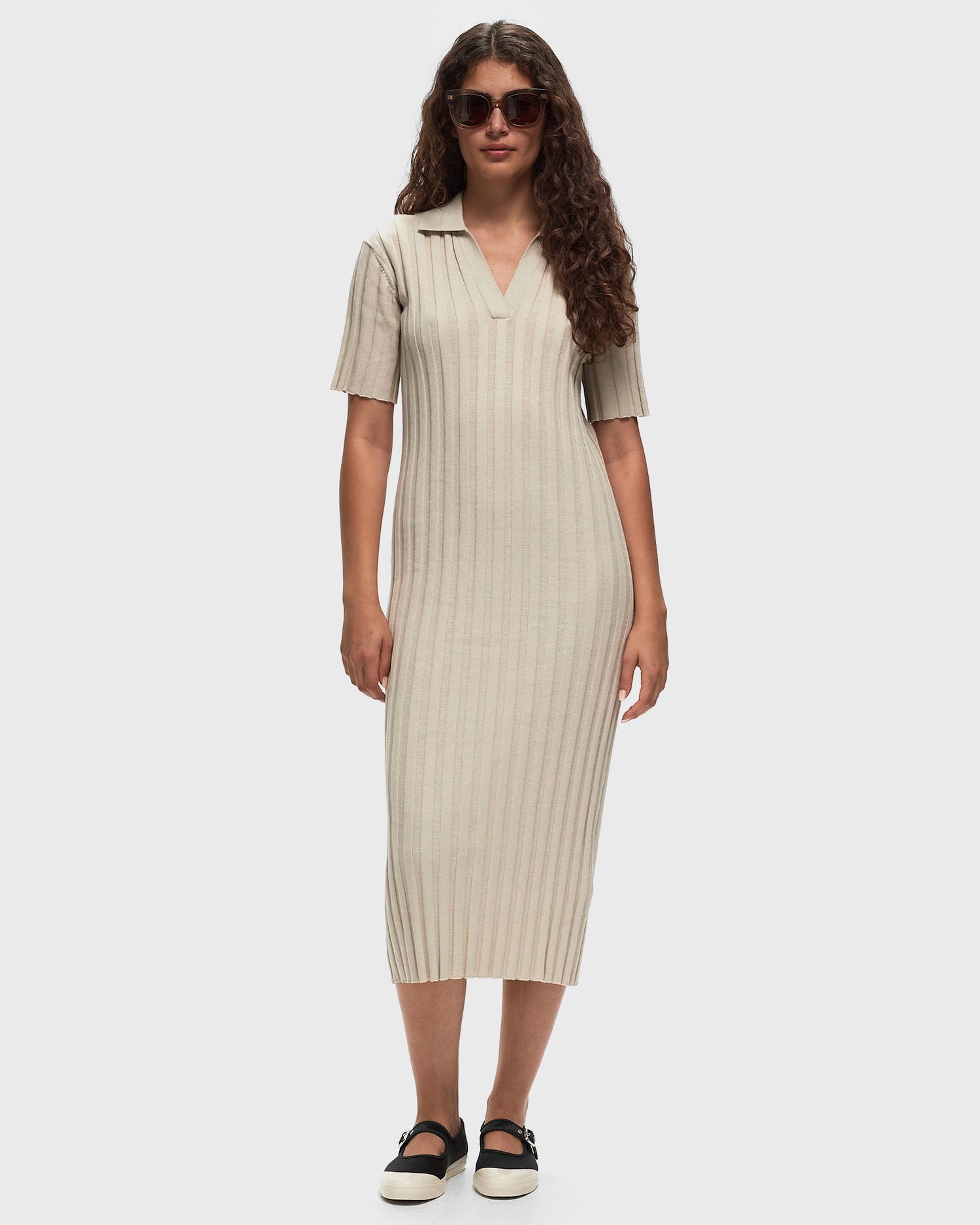 Šaty Samsoe Samsoe Samsøe & Samsøe Sawada Polo Collar Knit Midi Dress Béžová | F24200035-MOONSTRUCK, 1