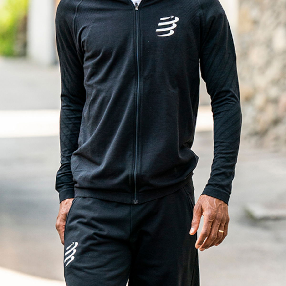 Mikina Compressport Seamless Zip Sweatshirt Čierna | aswu2199014, 1