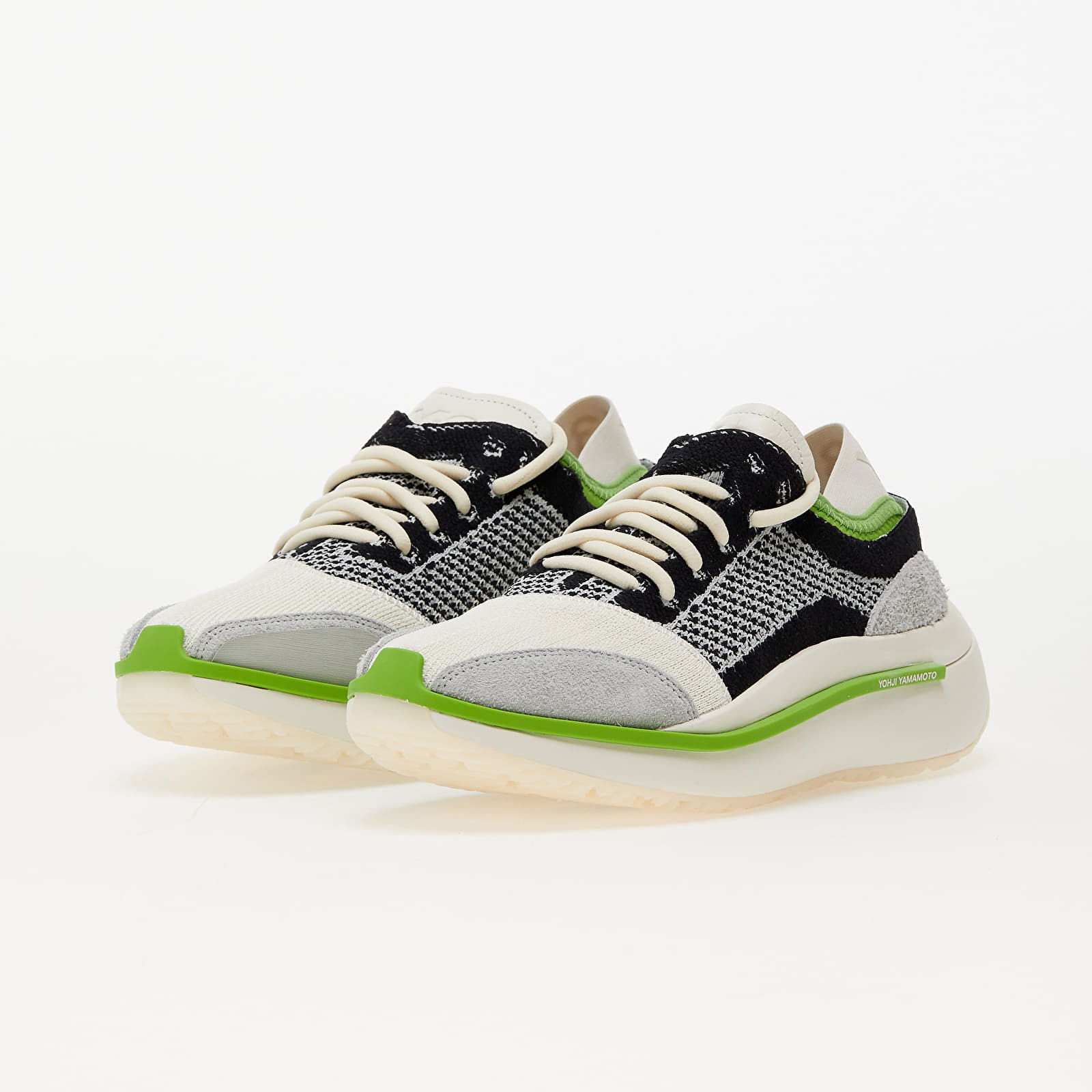 Qisan Knit Off White/ Wonder Silver/ Team Green