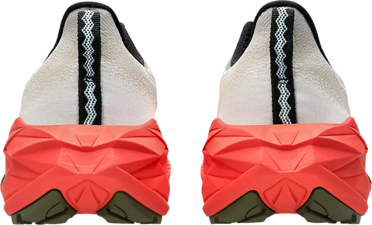 Tenisky a topánky Asics NOVABLAST 4 TR Béžová | 1011b850-300, 1