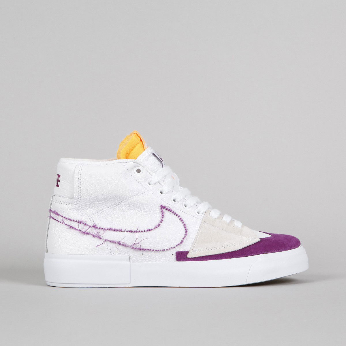 Tenisky a topánky Nike SB Zoom Blazer Mid Edge SB "White Viotech" Biela | DA2189-100, 0