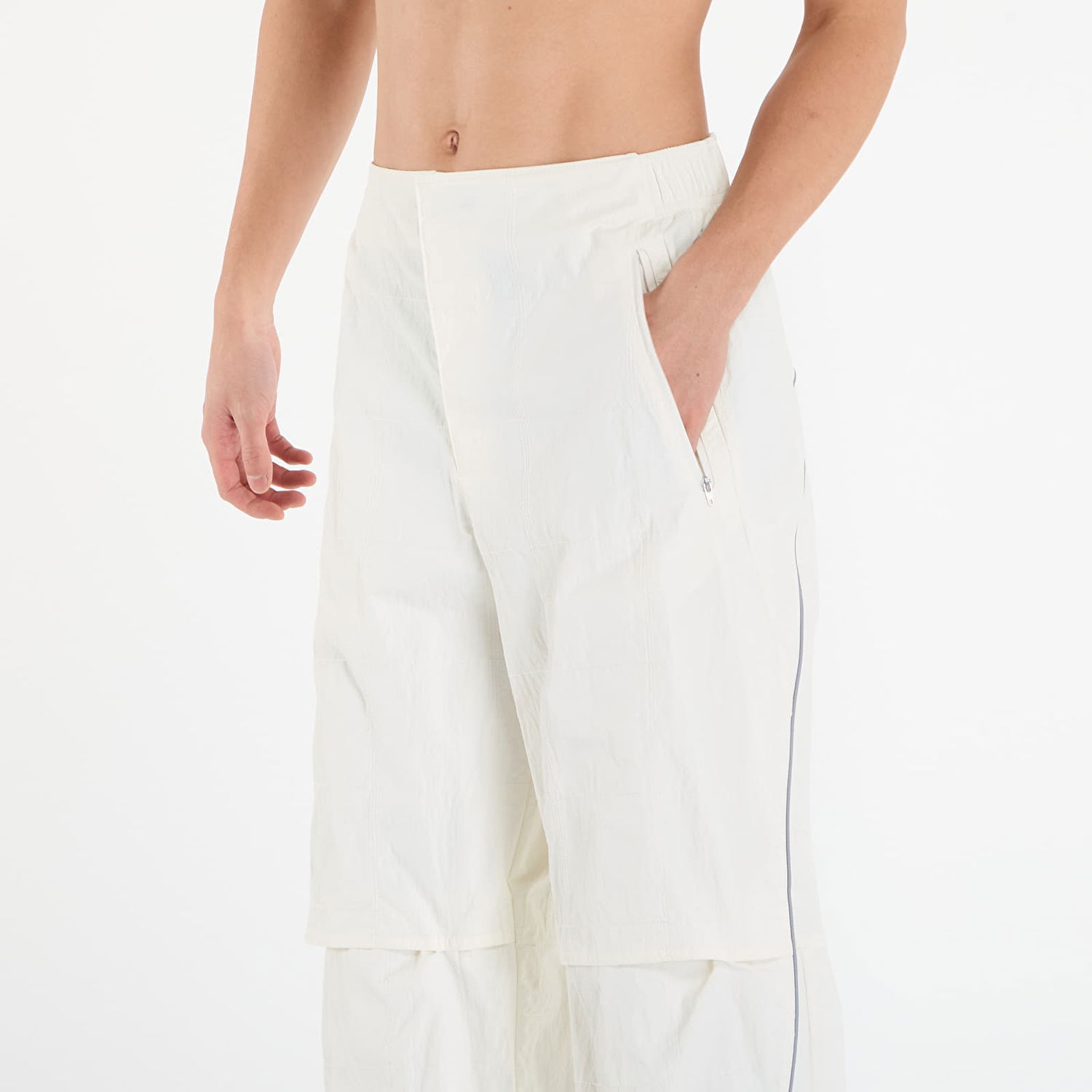 Nohavice adidas Originals Airdrome Shield Reflective Relaxed Fit Trousers Biela | KB7390, 1