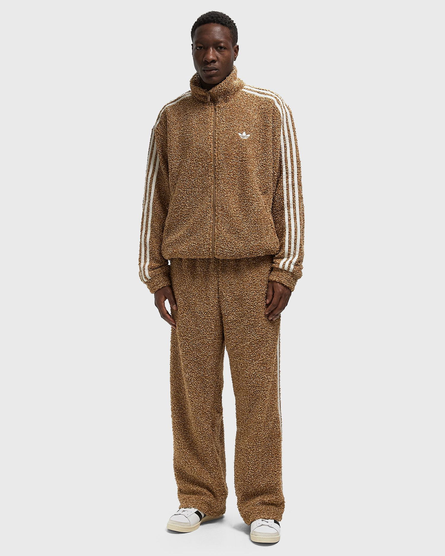 Tepláky adidas Originals Boucle Track Pant Hnedá | KR5156, 1