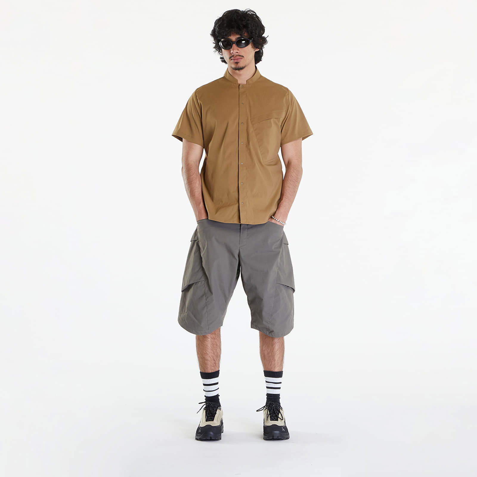 Quest Shorts Khaki