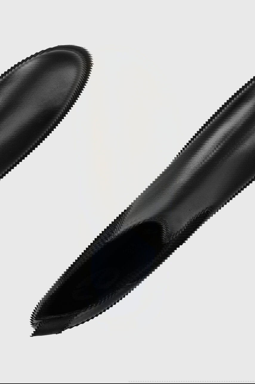 Highwood Slip On Narrow Fit
