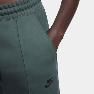 Tepláky Nike Sportswear Tech Fleece Zelené | FB8330-328, 1