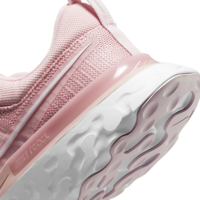 React Infinity Run Flyknit 2 W