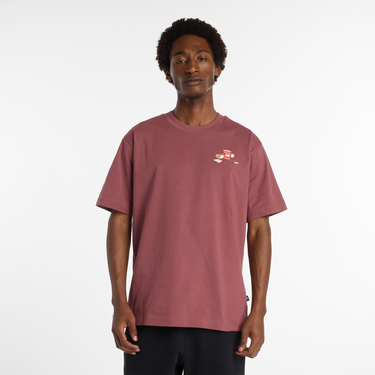 Tričko New Balance Spectator Graphic T-Shirt Vínová | MT53931-WAD, 1