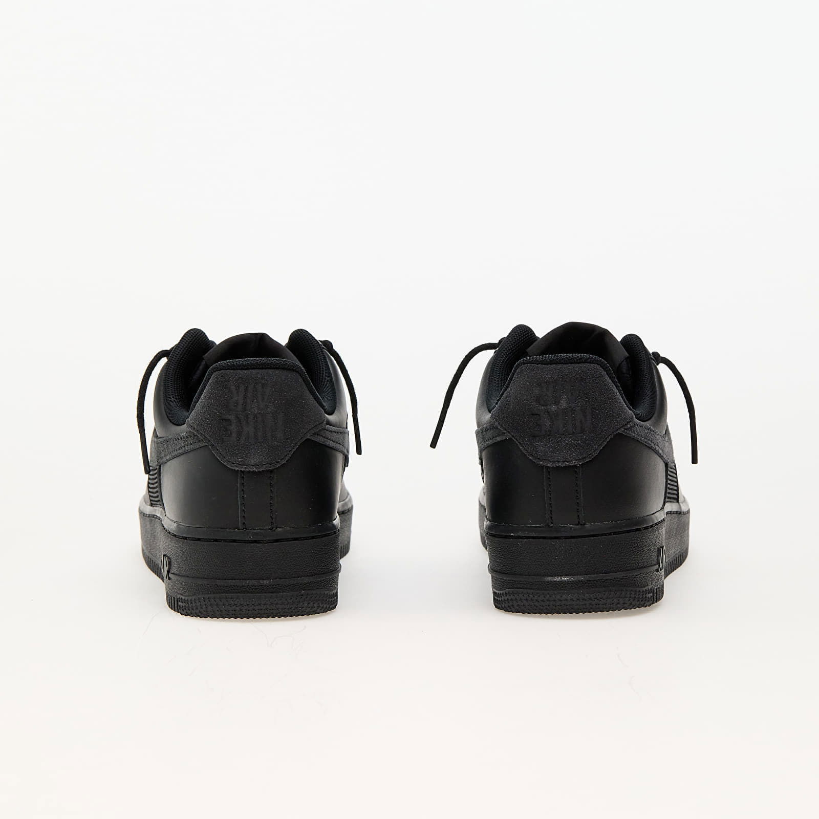 Slam Jam x Air Force 1 "Black"