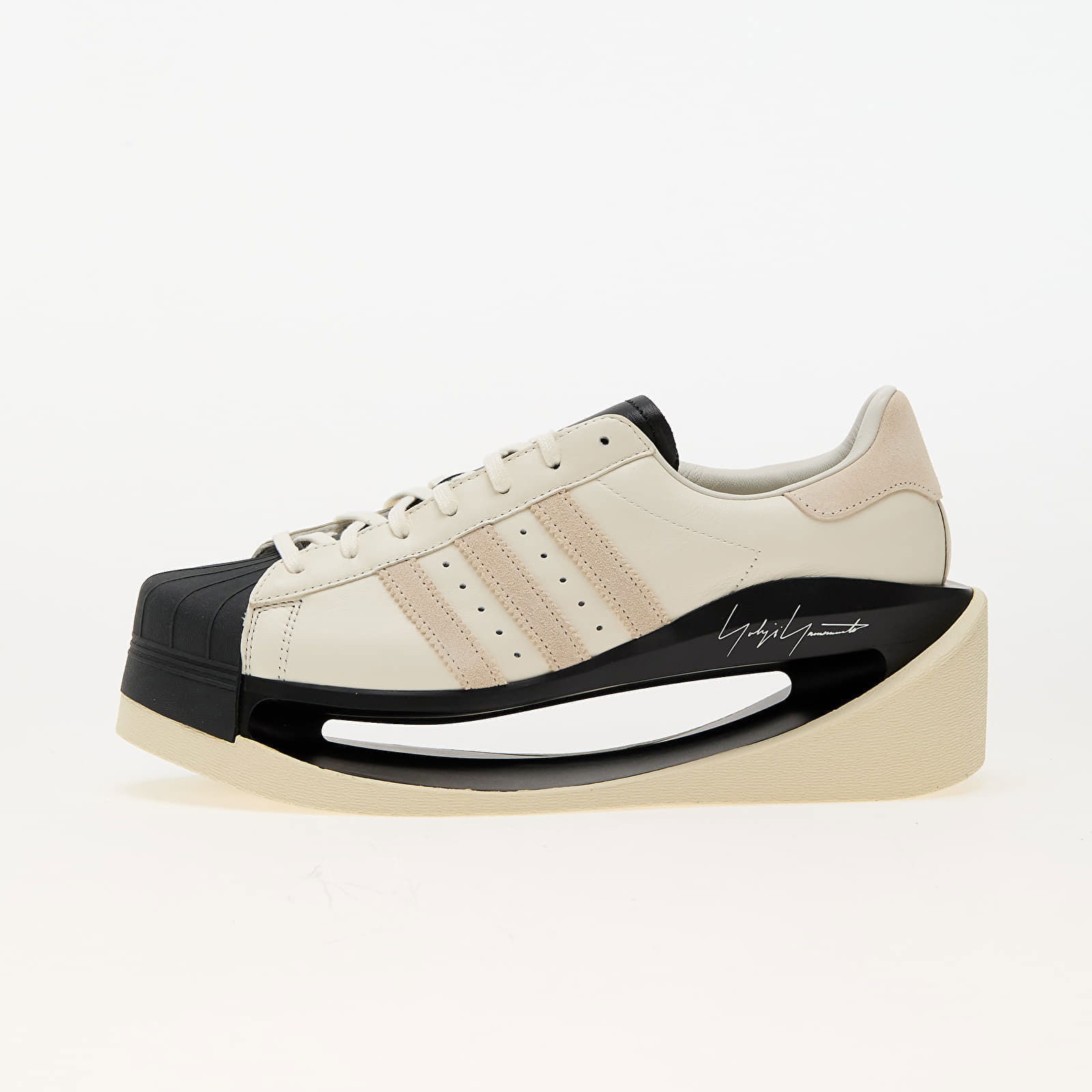 Gendo Superstar Off-White/ Aluminium/ Black