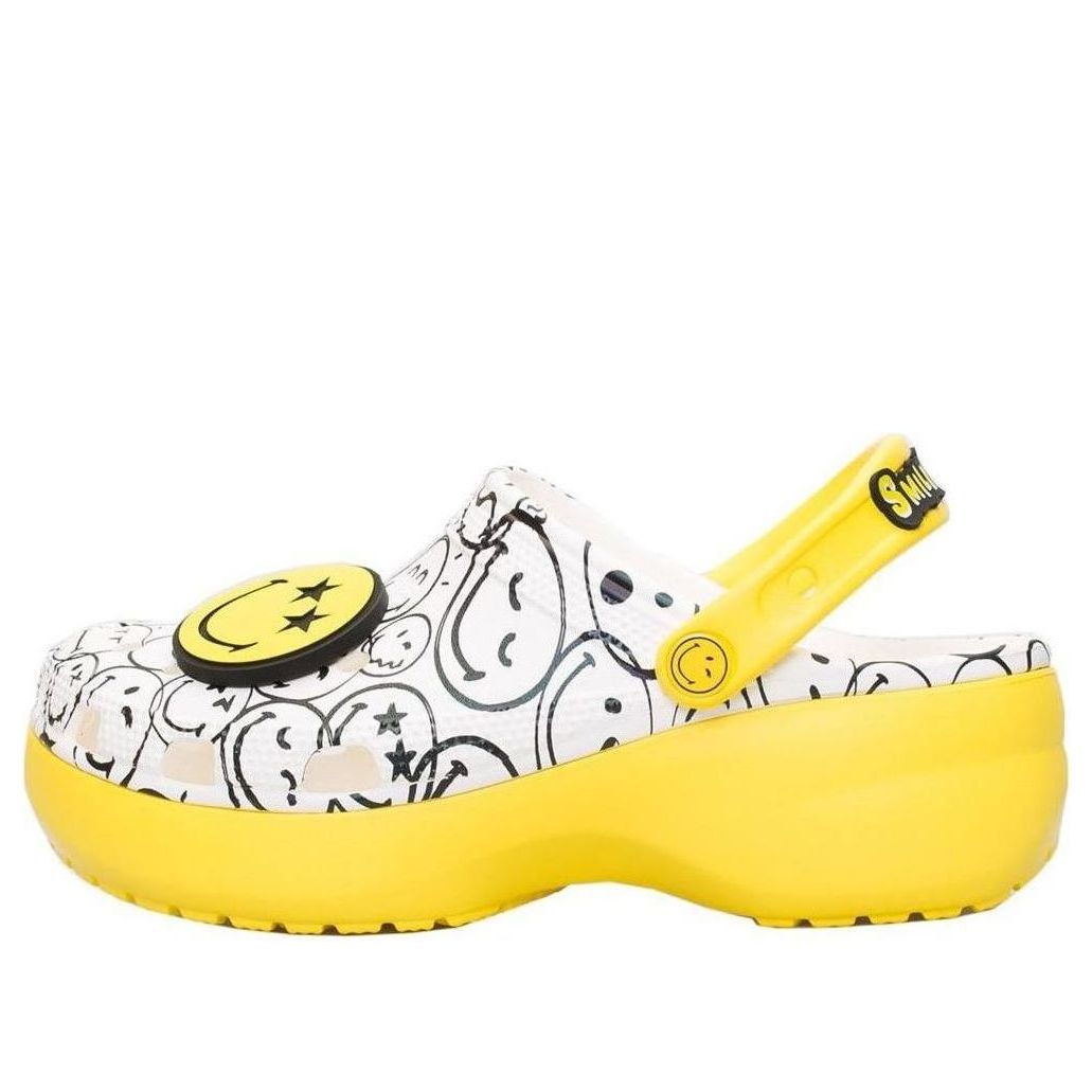 Tenisky a topánky Crocs Crocs x Smiley World Charm Classic Platform Clogs Biela | 207980-94S, 0