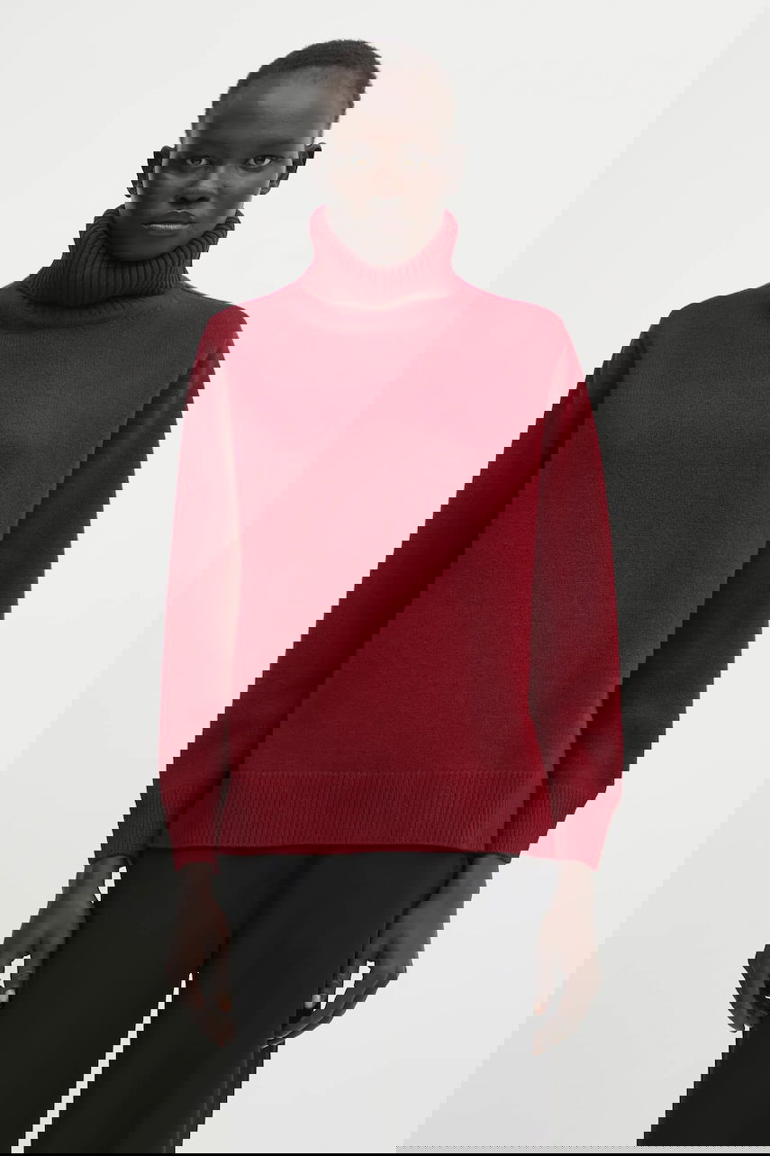 Sveter MAISON KITSUNÉ Merino Wool Comfort Turtleneck Vínová | PW00813KT1171, 0