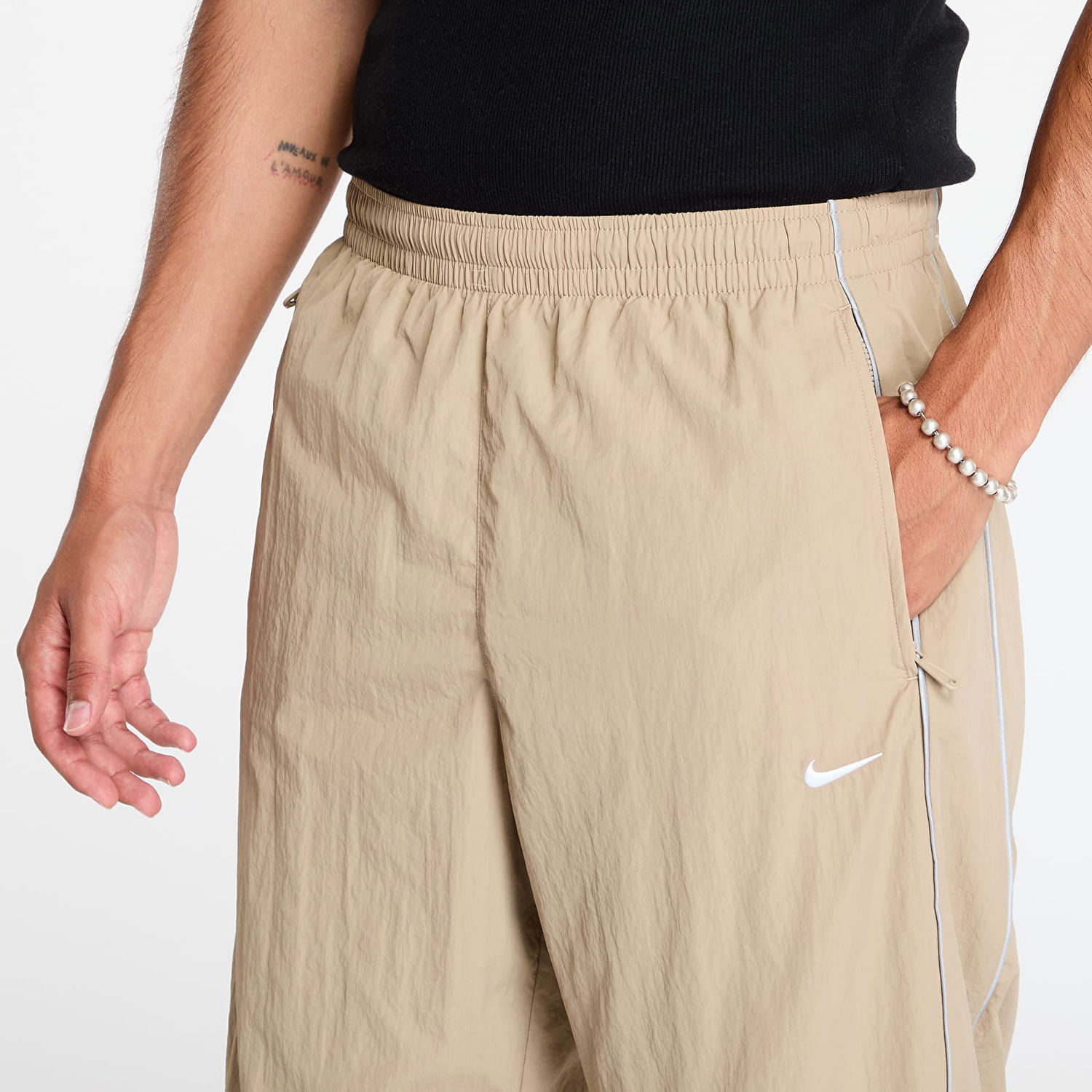 Tepláky Nike Solo Swoosh Track Pants Khaki/ White Béžová | FB8620-247, 1
