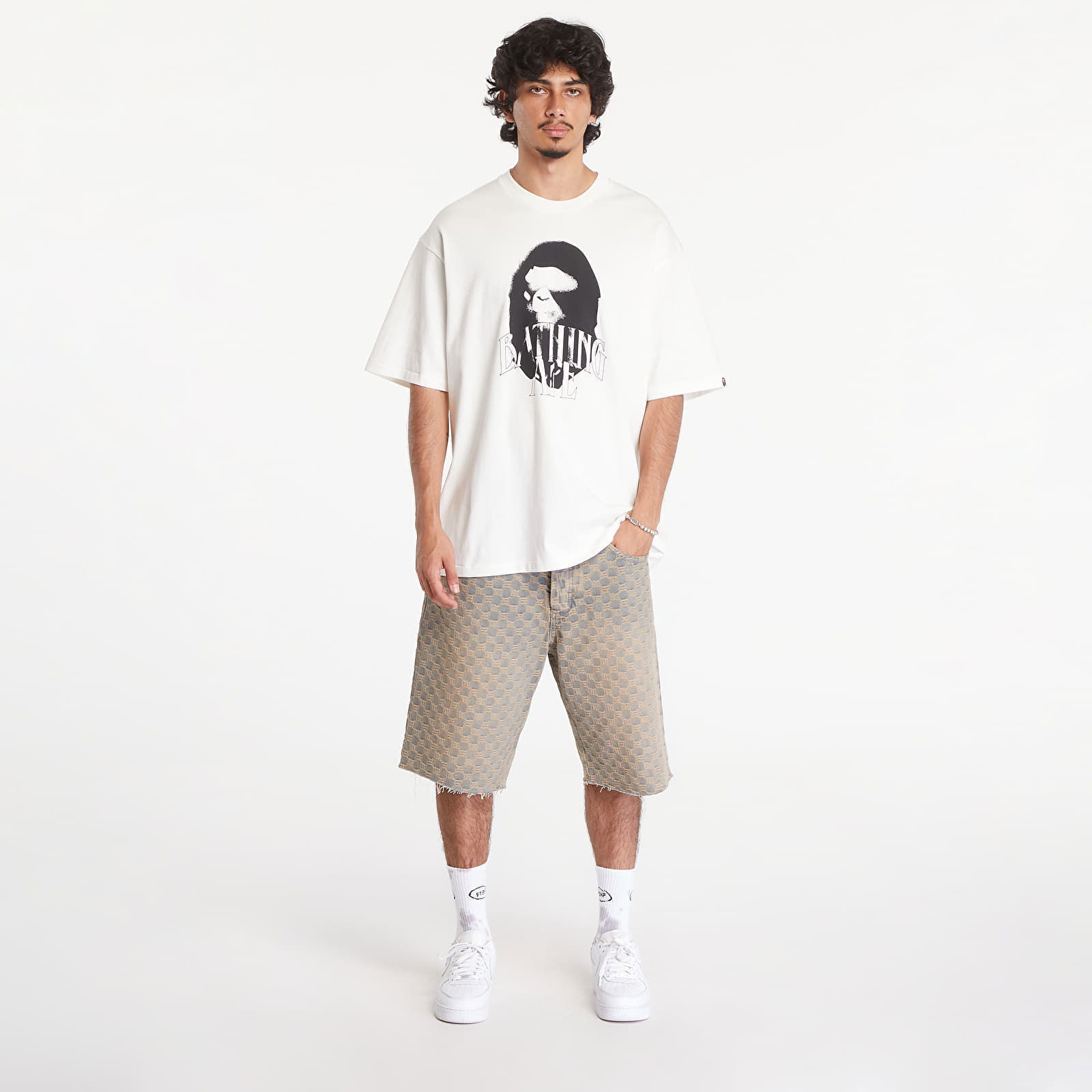 A BATHING APE Spray Print Logo Relaxed Fit Short Sleeve Tee Ivory