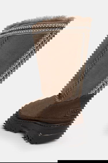 Tenisky a topánky UGG Winter Boot Classic Tall Trailgazer Hnedá | 1158323.HCK, 2