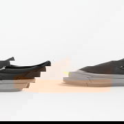 Classic Slip-On Suede Clean