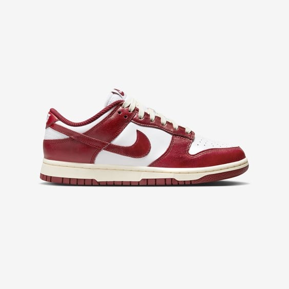 Dunk Low PRM "Team Red" W