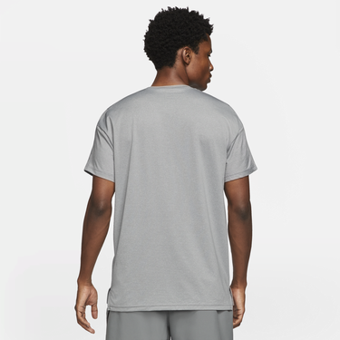 Tričko Nike Pro Dri-FIT Short-Sleeve Top Šedá | CZ1181-073, 2