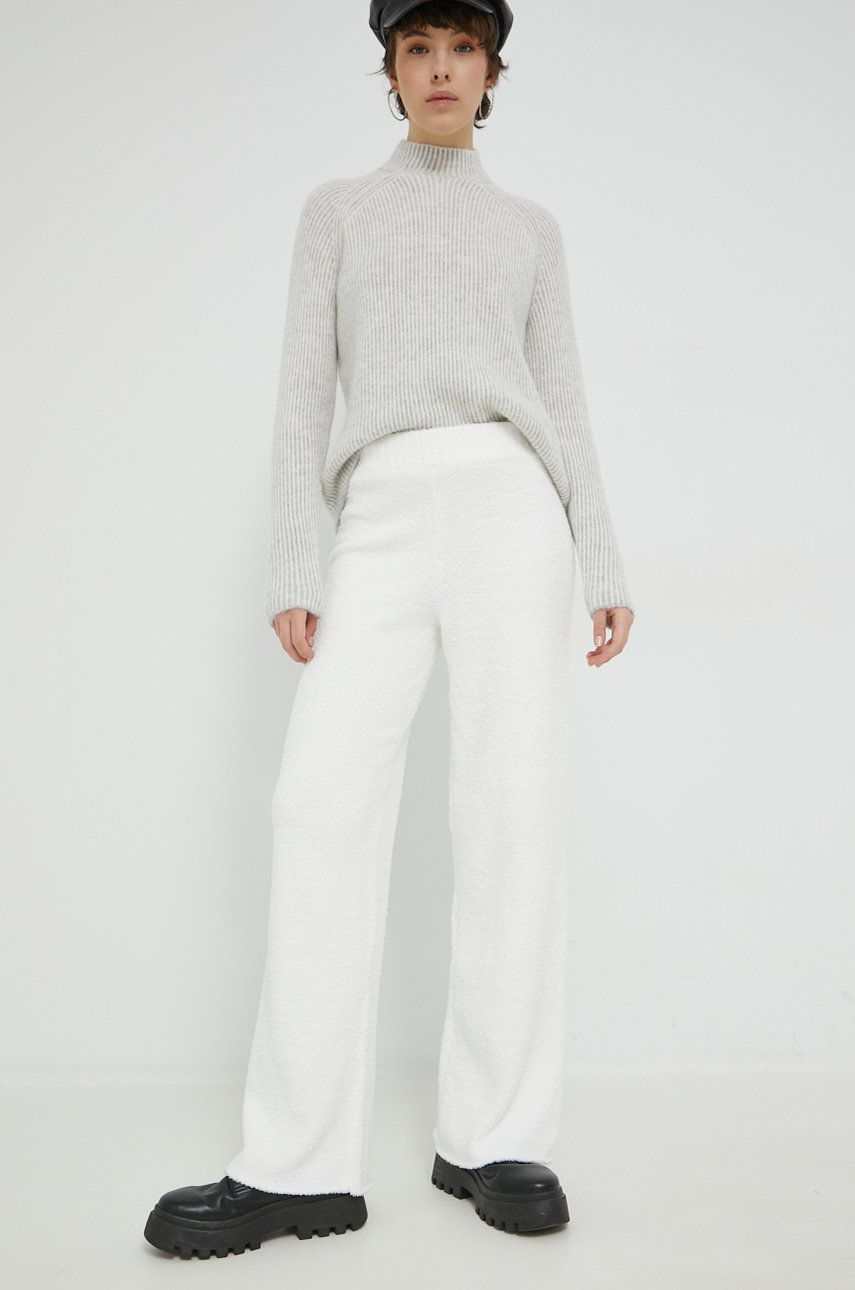 Nohavice a džínsy UGG high waist Biela | 1121077, 0