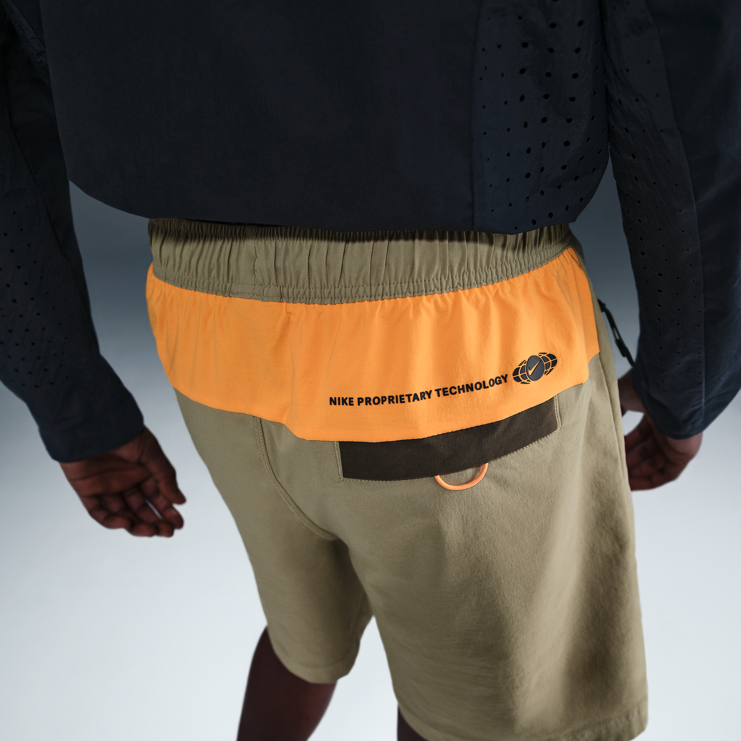 Šortky Nike Nike Tech Woven Shorts Béžová | IB8957-276, 1