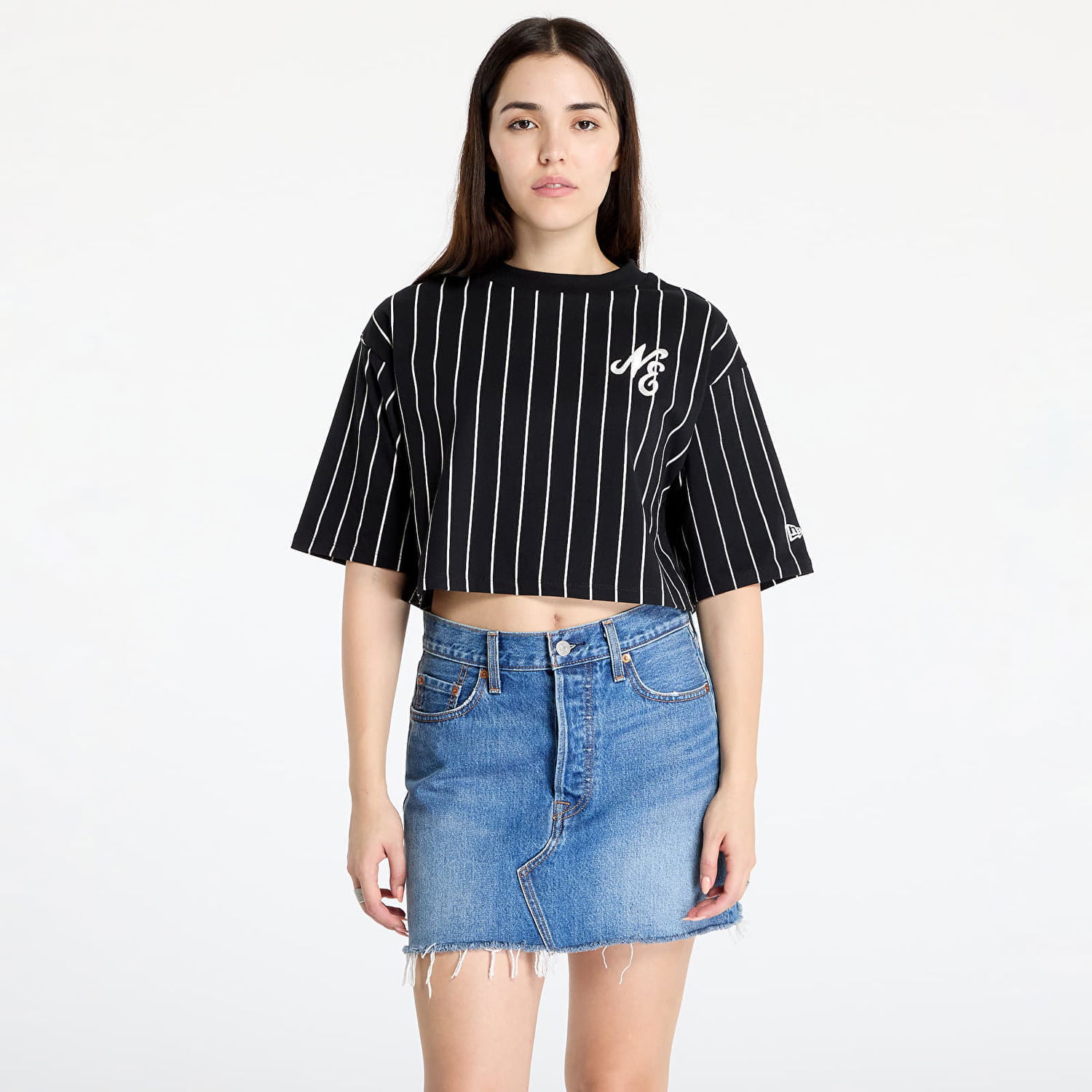 Tričko New Era Pinstripe Crop Tee Black/ Off White Čierna | 60564931, 0