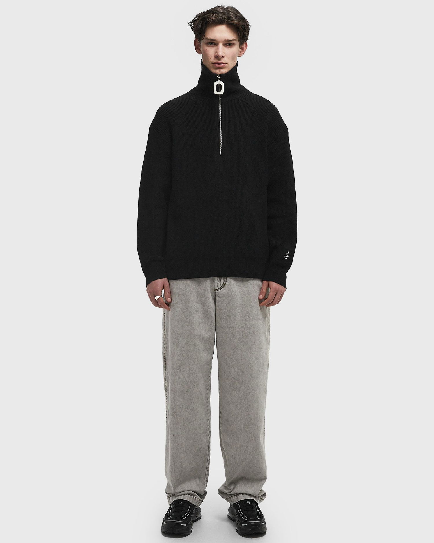 Sveter JW Anderson JW Anderson Half-Zip Jumper Čierna | KW1285-YN0372-999, 1
