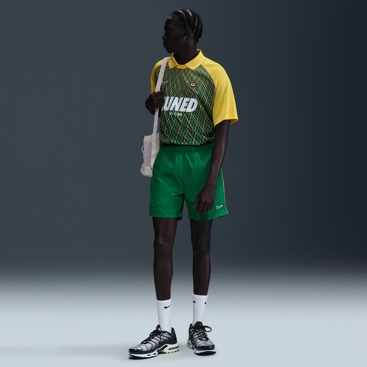 Dres Nike Sportswear Woven Shorts Žltá | IB8679-302, 0