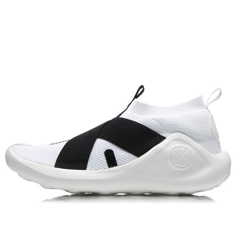 Tenisky a topánky Li-Ning Wade Essence Elastic Slip-On Biela | ABCM097-4