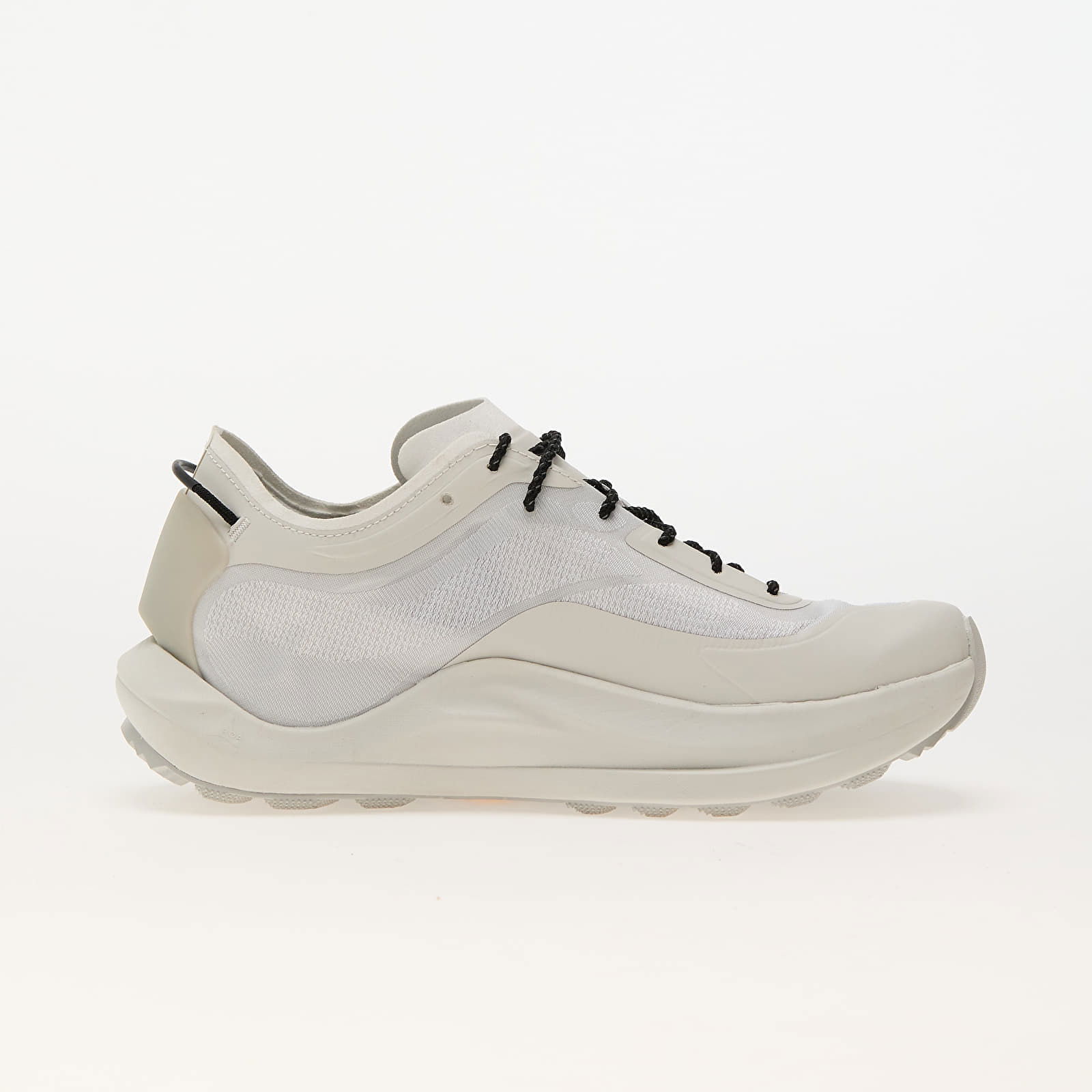 Sella Off White