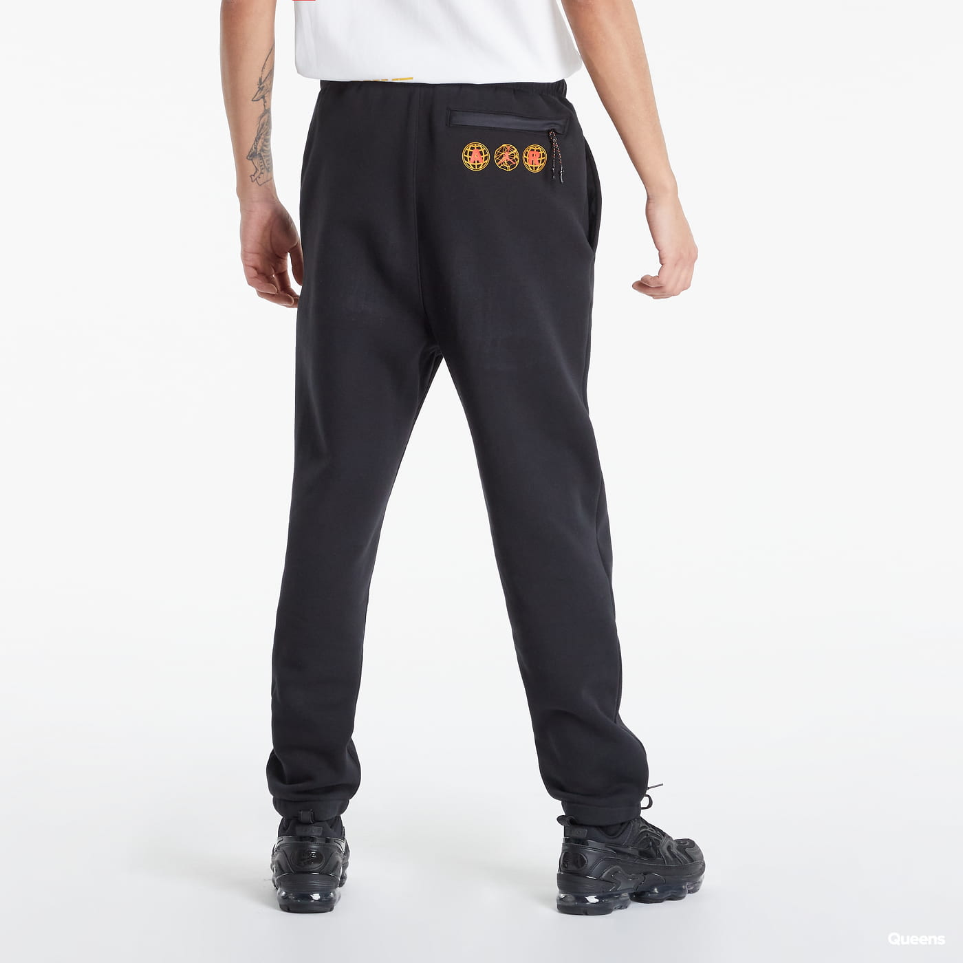 Tepláky Jordan Essentials Mountainside Graphic Trousers Čierna | DC9720-010, 1