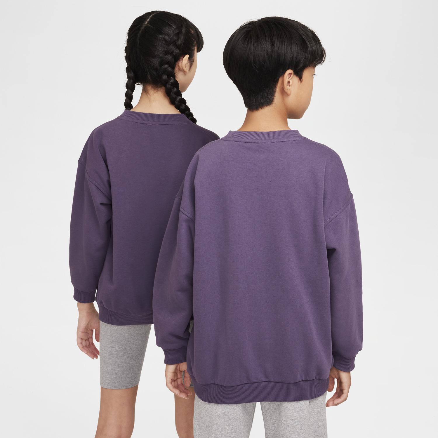 Mikina Nike Nike Sportswear Club Fleece Older Kids' Loose-Fit Crewneck Sweatshirt Fialová | FD2923-573, 1