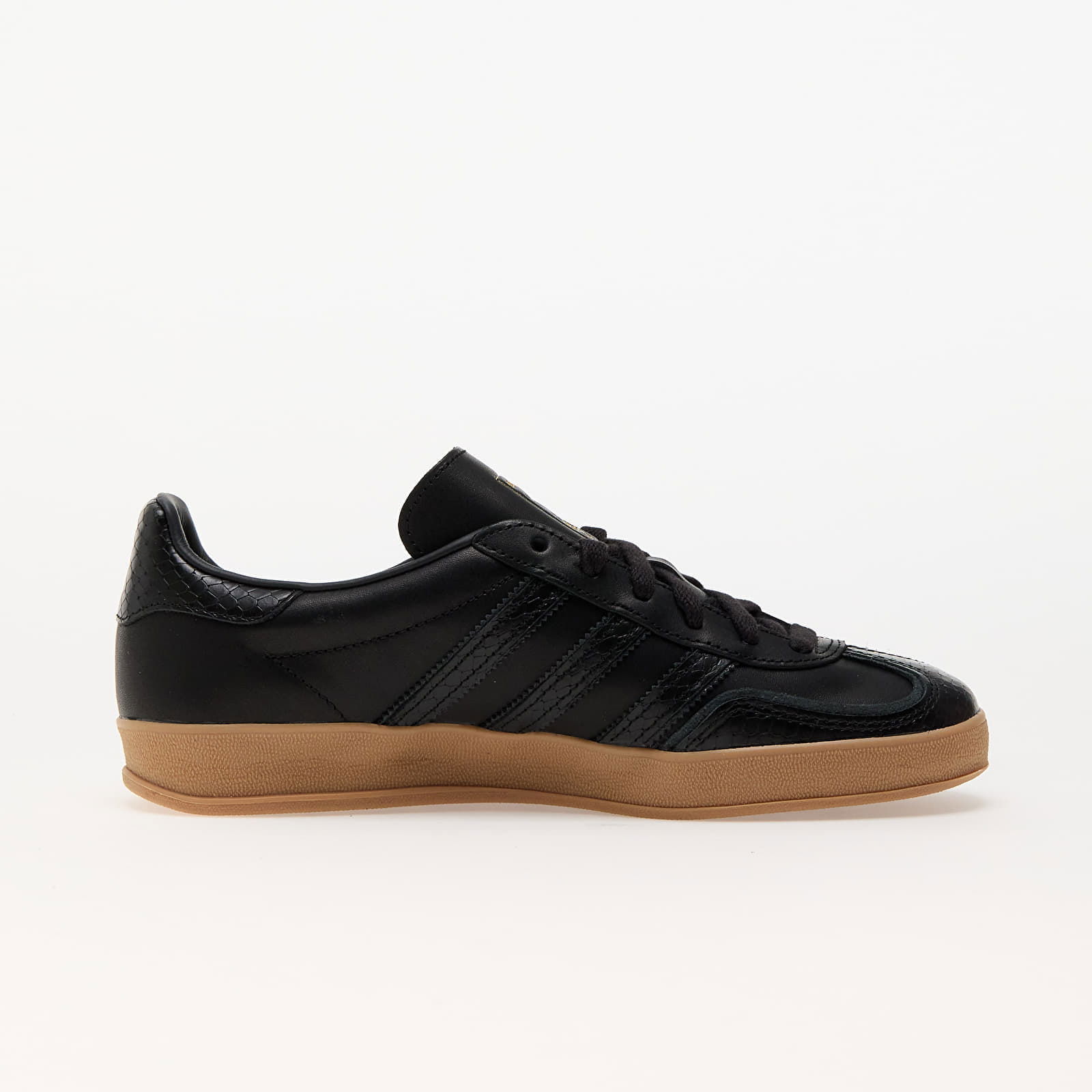 Gazelle Indoor Core Black/ Core Black/ Gum4