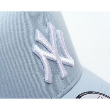 Šiltovka New Era NY Yankees MLB League Essential 9FORTY Trucker Hat Modrá | 60667395, 5