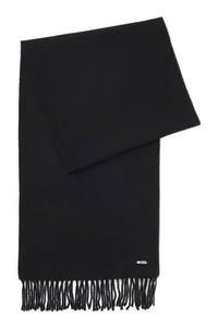 Fringed wool scarf with logo rivet