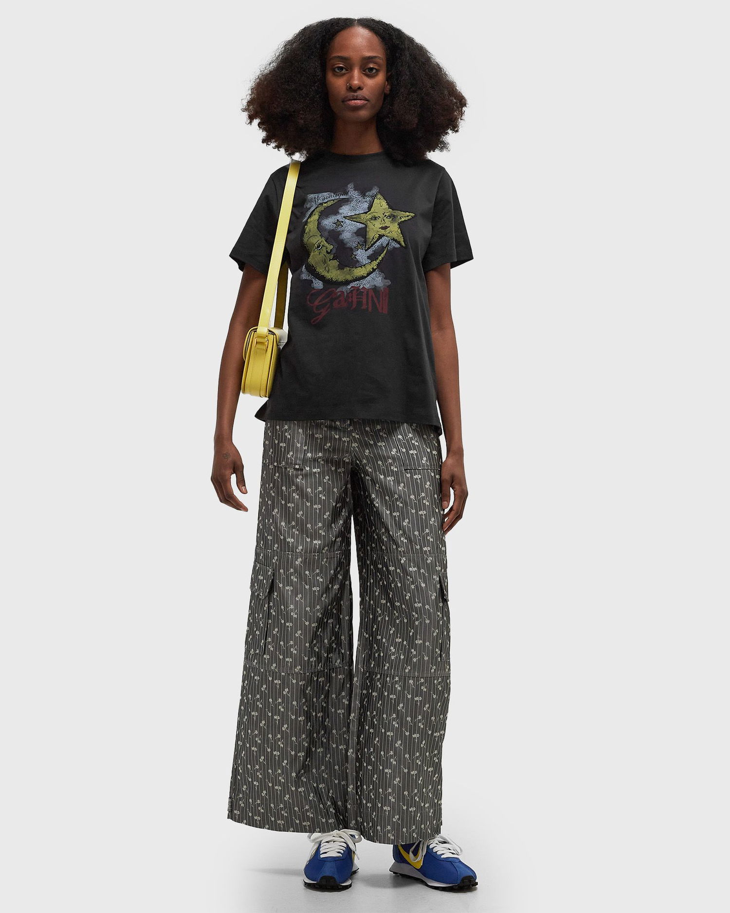 Tričko GANNI Relaxed Graphic T-Shirt L Čierna | T4058-252, 1